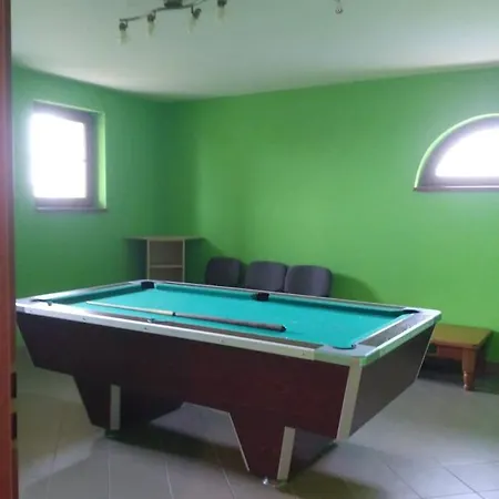 Bazilika Vendeghaz فندق مبيت وإفطار تاركال