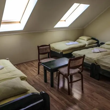 فندق مبيت وإفطار Bazilika Vendeghaz تاركال